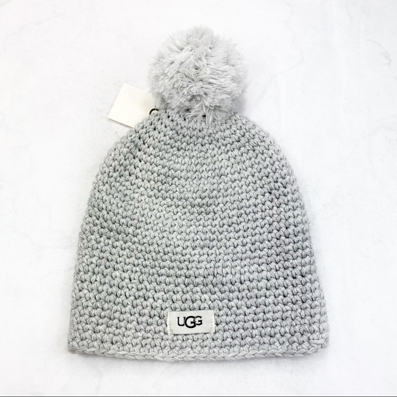 [UGG] Basic Gray Cable Knit Logo Beanie Hat